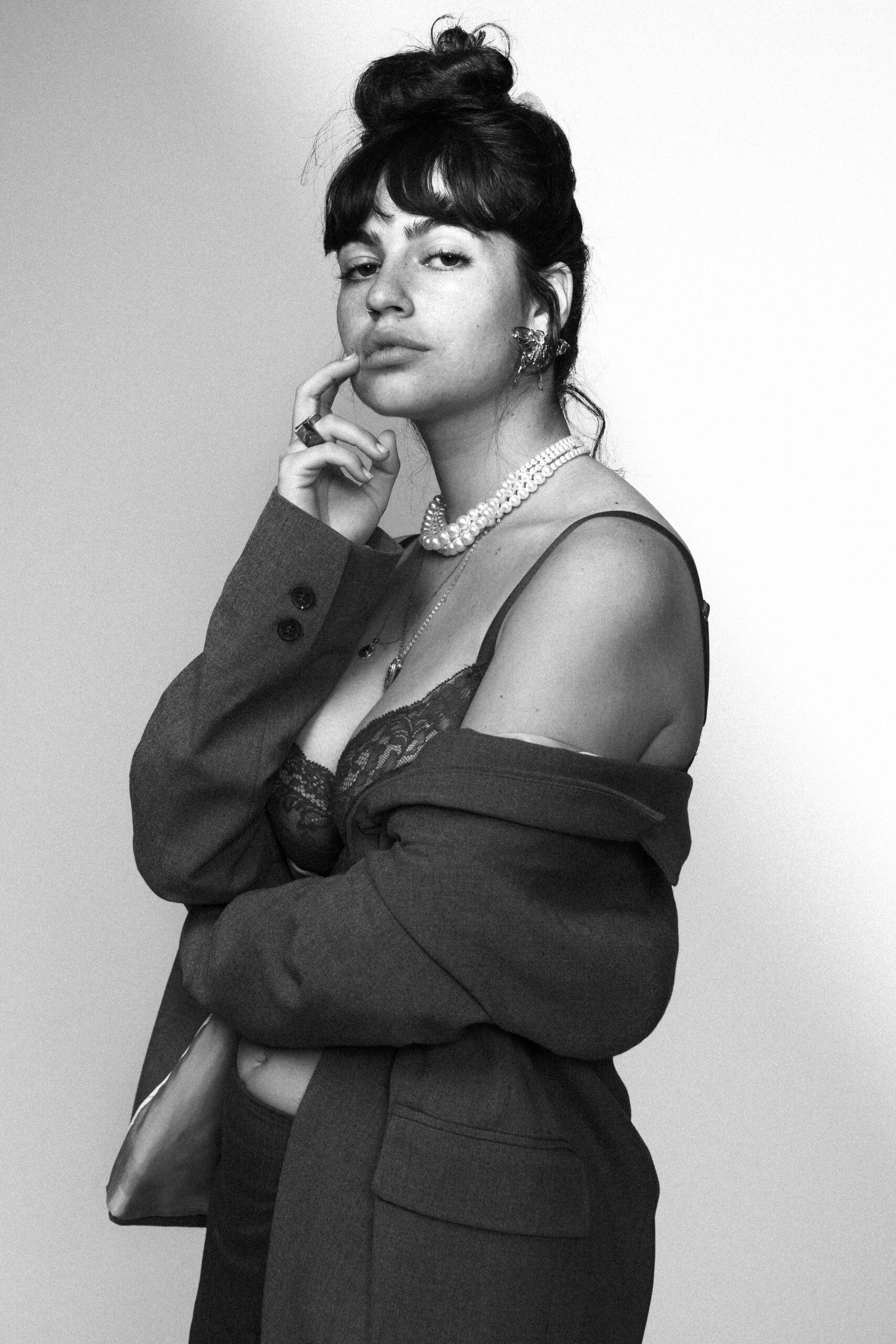 שירה צילומי סטודיו 2-4684